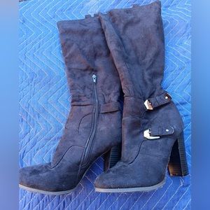 Sofft heal boots from Mandee size 8.5